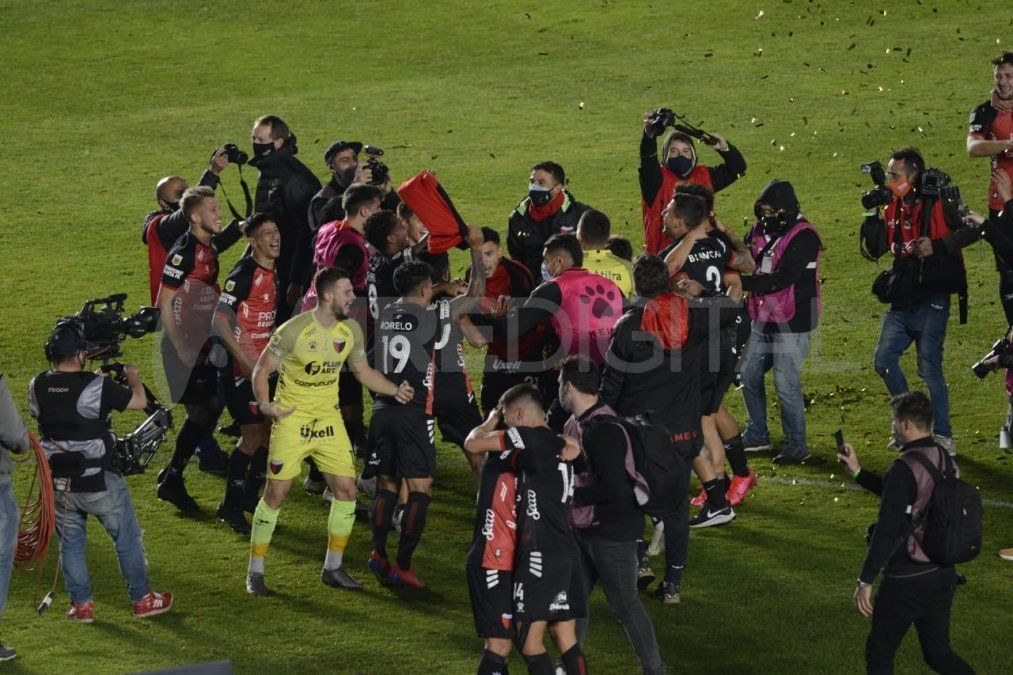 Colón campeón del fútbol argentino.&nbsp;
