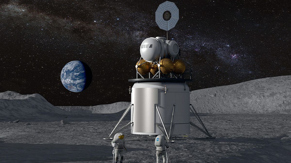 La nave Ori&oacute;n de la NASA planea llegar a la Luna, a Marte y a otros lugares m&aacute;s lejanos del espacio. La NASA quiere crear una base lunar permanente.