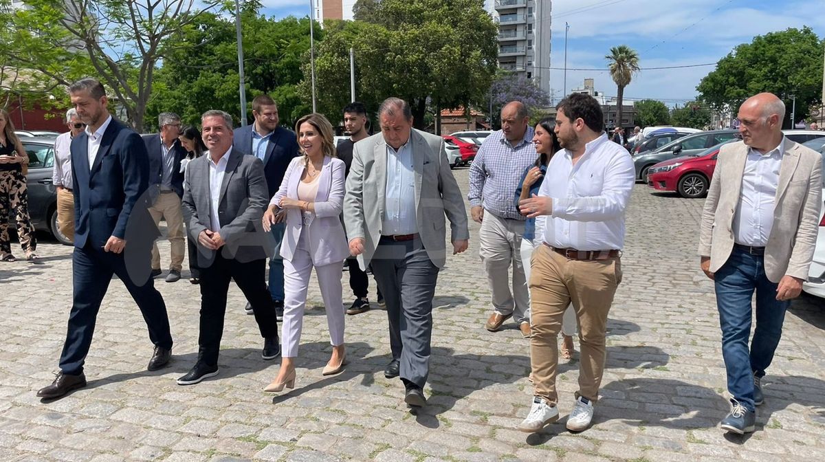 Funcionarios nacionales recorrieron la zona de la Estaci&oacute;n Belgrano junto al intendente Juan Pablo Poletti y autoridades de la Municipalidad de Santa Fe.