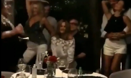 Yanina Latorre y Amalia Granata perrearon con dos hombres y causaron furor Yanina Latorre y Amalia Granata perrearon con dos hombres y causaron furor