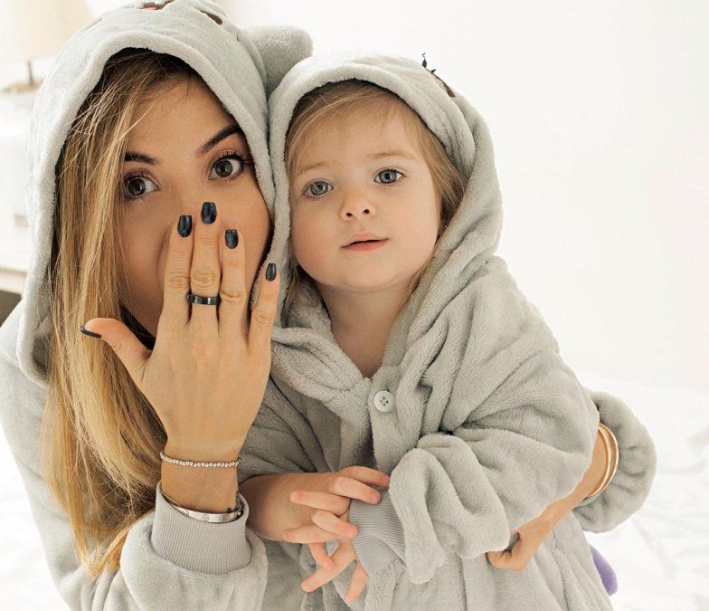 Jesica Cirio no para de enternecer con imágenes de Chloé en las redes.