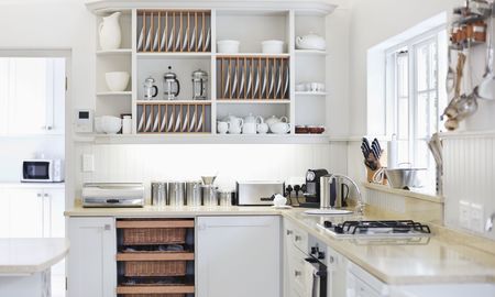 7 tips para ordenar los armarios de tu cocina y que te simplifiquen la vida 7 tips para ordenar los armarios de tu cocina y que te simplifiquen la vida