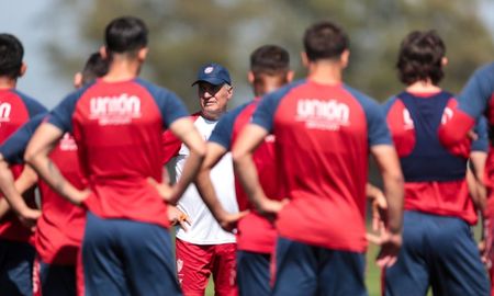 Leonardo Madelón encara una nueva temporada en Unión, hasta ahora con casi el mismo equipo que jugó en la segunda mitad de 2025. Leonardo Madelón encara una nueva temporada en Unión, hasta ahora con casi el mismo equipo que jugó en la segunda mitad de 2025.