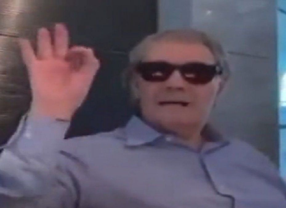 Intentaron escrachar a Víctor Hugo Morales y le respondió con insultos: Sos un ....