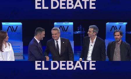 El peronista y la libertaria se cruzaron fuertemente en el debate de vices. El peronista y la libertaria se cruzaron fuertemente en el debate de vices.