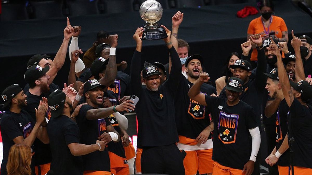 Phoenix Suns se consagró campeón de la Conferencia Oeste de la NBA luego de vencer a Los Ángeles Clippers y jugará las finales luego después de 28 años.&nbsp;