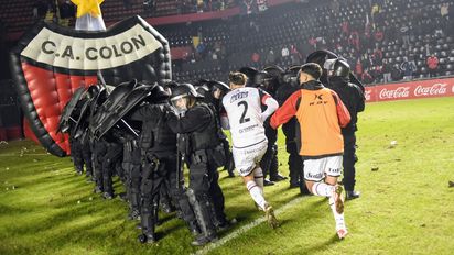 ¿Qué sanciones podría recibir el estadio de Colón tras los incidentes con Mitre?