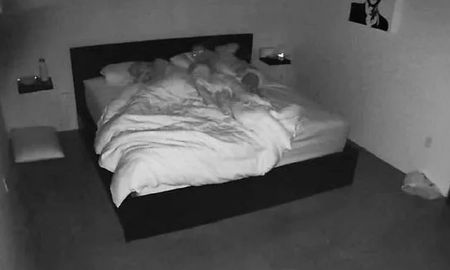 Creyó que un ladrón estaba en su casa, lo persiguió y descubrió que en realidad era el amante de su esposa- Foto ilustrativa Creyó que un ladrón estaba en su casa, lo persiguió y descubrió que en realidad era el amante de su esposa- Foto ilustrativa