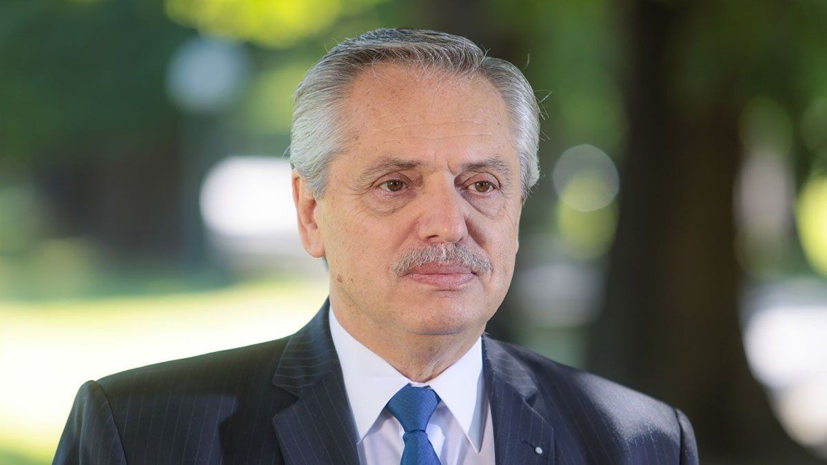 "En comparaci&oacute;n con otros anteriores que la Argentina firm&oacute;, este acuerdo no contempla restricciones que posterguen nuestro desarrollo", dijo Alberto Fern&aacute;ndez el viernes, cuando anunci&oacute; el acuerdo con el FMI para pagar la deuda.