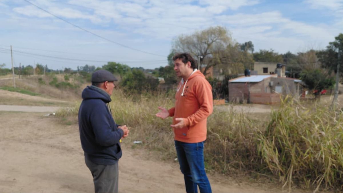 Fernández dijo que "las obras de defensa hídrica tienen que terminarse antes de que llegue una emergencia". Fernández dijo que "las obras de defensa hídrica tienen que terminarse antes de que llegue una emergencia".