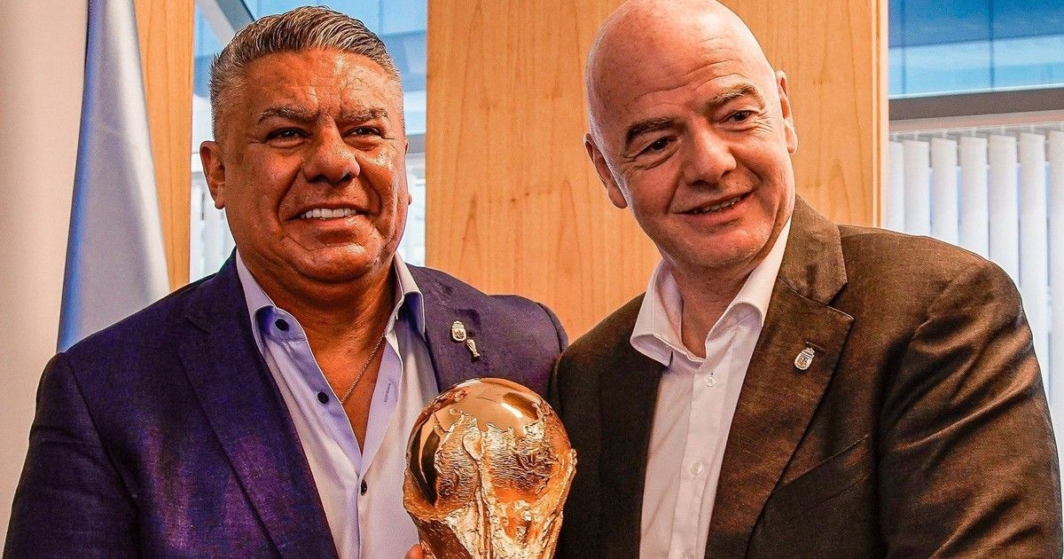 La AFA bancó a Infantino y lanzó un fuerte mensaje: “El camino es seguir trabajando bajo su liderazgo”