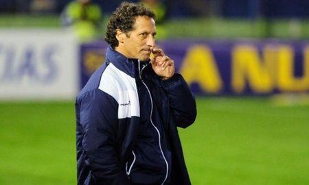 el olimpia dirigido por pedro troglio, se consagro tetracampeon de honduras el olimpia dirigido por pedro troglio, se consagro tetracampeon de honduras
