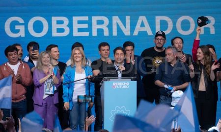 Axel Kicillof arrasó en las elecciones 2023 y fue reelecto como gobernador de Buenos Aires. Axel Kicillof arrasó en las elecciones 2023 y fue reelecto como gobernador de Buenos Aires.
