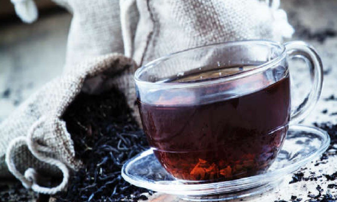 Por qué es bueno para la salud tomar té negro