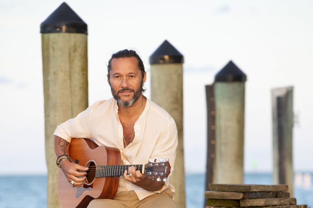 Diego Torres estrenó su nuevo disco al que definió como una compañía en este momento del mundo