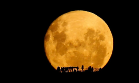 Cuándo y cómo ver la Superluna en Argentina este agosto. Cuándo y cómo ver la Superluna en Argentina este agosto.