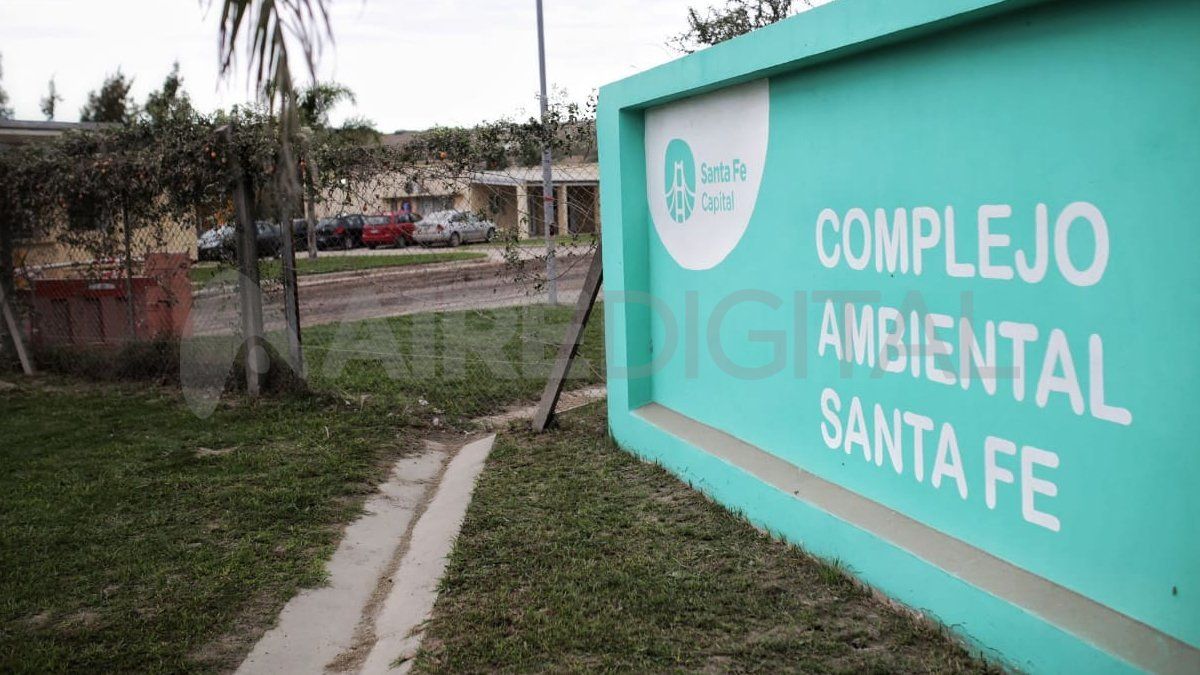 El módulo actual del relleno sanitario se cerró en un 70% y se continúa enterrando basura y cerrando.