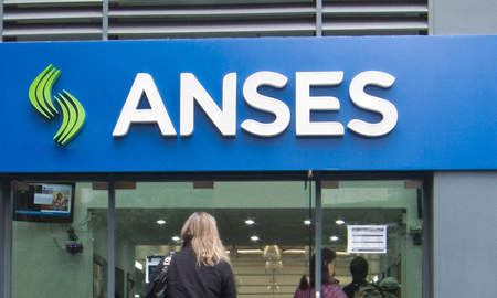 Anses modificó el pago de la Tarjeta Alimentar y hoy cobran tres importantes grupos Anses modificó el pago de la Tarjeta Alimentar y hoy cobran tres importantes grupos