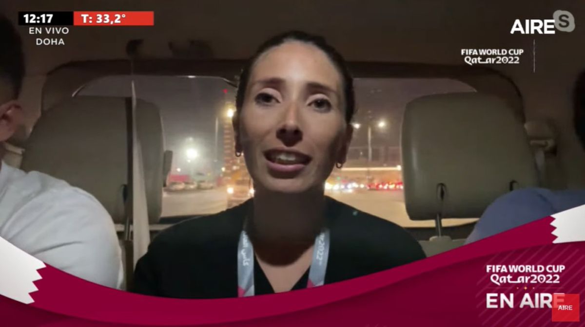 El equipo de AIRE en Qatar presentó a la guía turista argentina que los llevó al desierto.