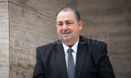 Juan Pablo Poletti juró como nuevo intendente de la ciudad de Santa Fe. Juan Pablo Poletti juró como nuevo intendente de la ciudad de Santa Fe.