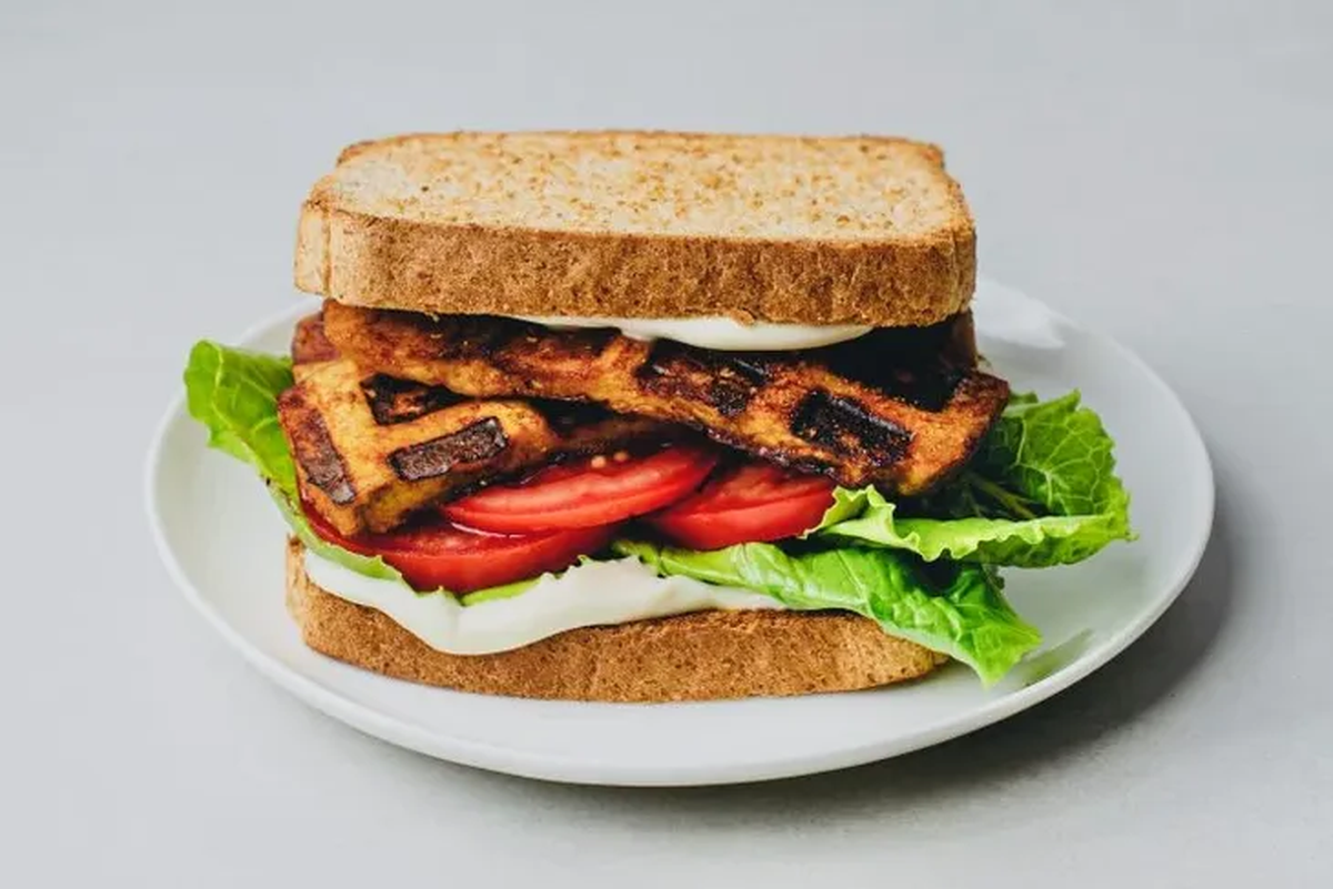 3 sandwiches veganos y frescos para disfrutar el calor