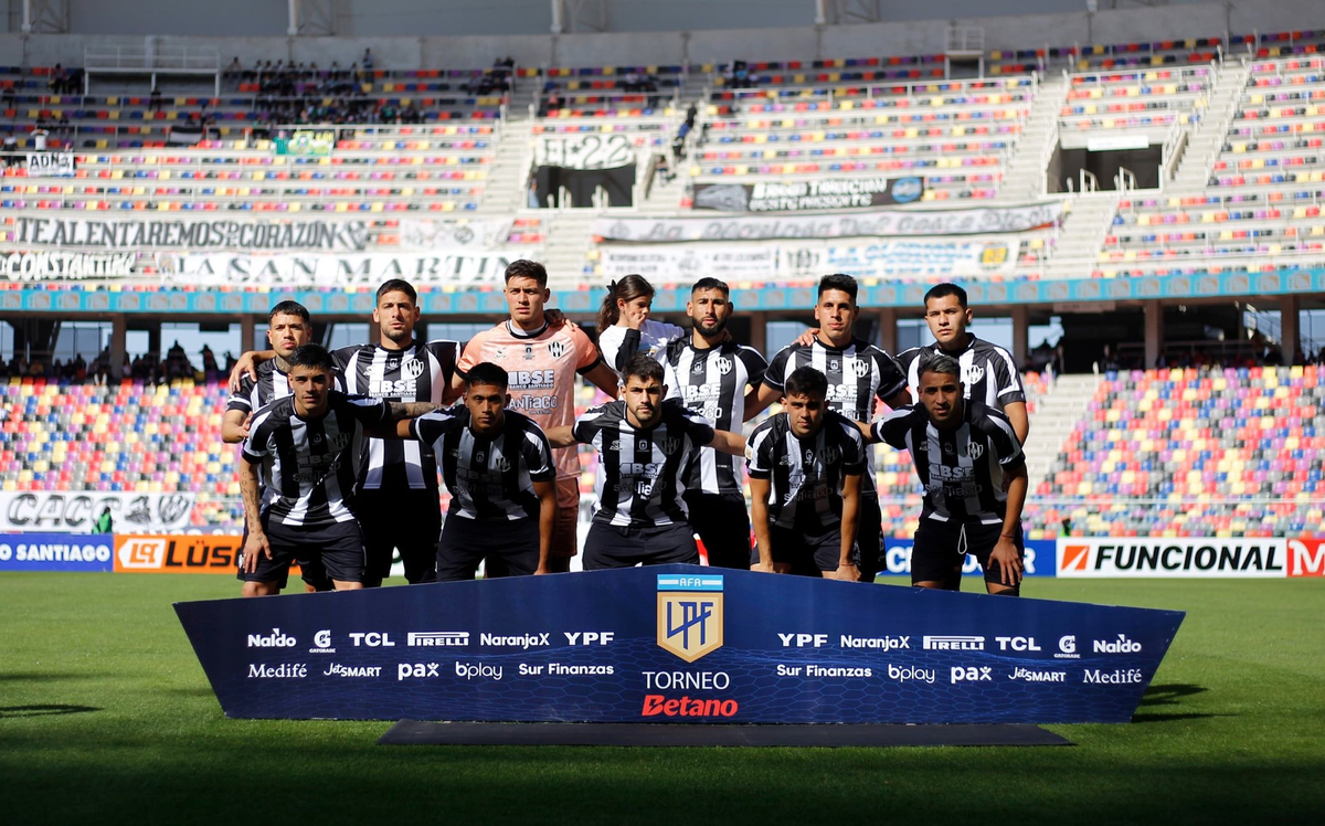 Central Córdoba podría jugar por Copa Argentina en Santa Fe. Central Córdoba podría jugar por Copa Argentina en Santa Fe.