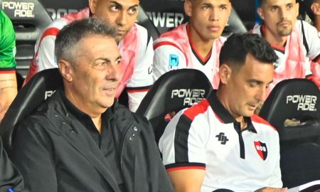 Kudelka explotó tras el 0-5 de Newells ante Lanús: Siento vergüenza y mago no soy Kudelka explotó tras el 0-5 de Newells ante Lanús: Siento vergüenza y mago no soy