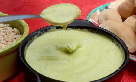 MasterChef: cómo hacer mayonesa de apio, la salsa de Antonio que sorprendió a Damián Betular MasterChef: cómo hacer mayonesa de apio, la salsa de Antonio que sorprendió a Damián Betular