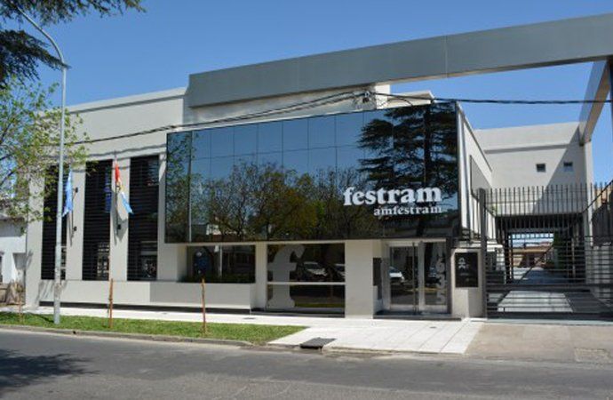 Festram se reunió con las fuerzas políticas representadas en la convención que reformará la Constitución
