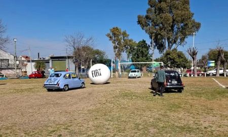 El fútbol con Fiat 600 llega por primera vez a Córdoba. El fútbol con Fiat 600 llega por primera vez a Córdoba.
