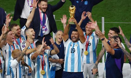 Sergio Agüero también levantó la Copa del Mundo en Qatar 2022. Sergio Agüero también levantó la Copa del Mundo en Qatar 2022.