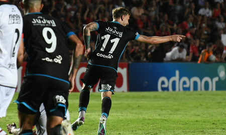 Pierde Colón en Santa Fe: la floja respuesta de Marcos Díaz en el gol de Gimnasia de Jujuy Pierde Colón en Santa Fe: la floja respuesta de Marcos Díaz en el gol de Gimnasia de Jujuy