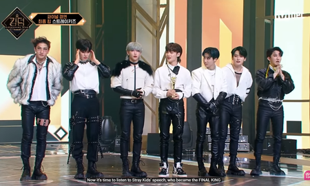 El grupo de Kpop, Stray Kids, se coronó como campeón del programa de competencia Kingdom: Legendary War. El grupo de Kpop, Stray Kids, se coronó como campeón del programa de competencia Kingdom: Legendary War.