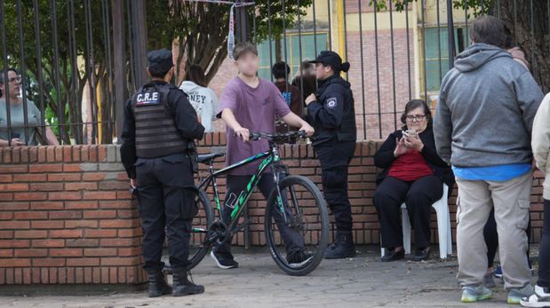 A pocas semanas del impactante caso de violencia escolar en San Cristóbal, la conmoción sigue latente en la provincia de Santa Fe.&nbsp;