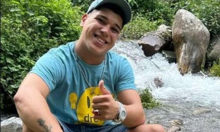 El ex Gran Hermano respondió a los comentarios negativos y defendió su estilo personal. El ex Gran Hermano respondió a los comentarios negativos y defendió su estilo personal.
