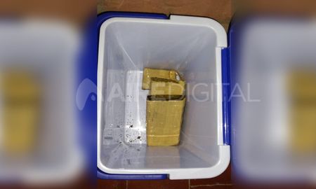 En los allanamientos se secuestró material estupefaciente, balanzas y demás elementos de interés para la causa En los allanamientos se secuestró material estupefaciente, balanzas y demás elementos de interés para la causa