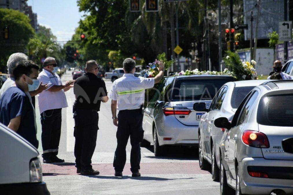 Triste despedida a una enfermera del Heca que murió por coronavirus