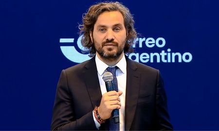 El jefe de Gabinete, Santiago Cafiero también defendió el plan de vacunación. El jefe de Gabinete, Santiago Cafiero también defendió el plan de vacunación.