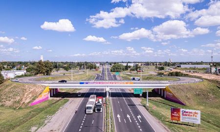 Se inaugura el tercer carril de la Autopista Rosario - Santa Fe. Se inaugura el tercer carril de la Autopista Rosario - Santa Fe.