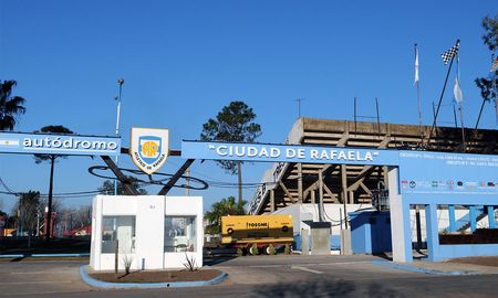 El agresor citó a su víctima en inmediaciones del autódromo con la excusa de venderle un par de zapatillas El agresor citó a su víctima en inmediaciones del autódromo con la excusa de venderle un par de zapatillas