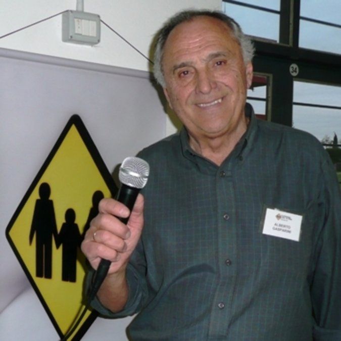 Alberto Gasparini, docente y capacitador de Luchemos por La Vida, manifestó que la educación es la base de todo, pero sin controles y concientización no es suficiente.