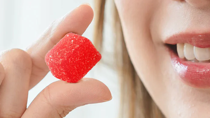 ANMAT prohibió la venta de gomitas con cannabidiol en Argentina: qué marca y por qué