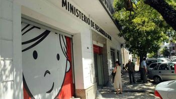 La adolescente y su bebé se encuentran en buen estado de salud y están reguardados por la Secretaría de los Derechos de la Niñez, Adolescencia y Familia de la provincia de Santa Fe.﻿