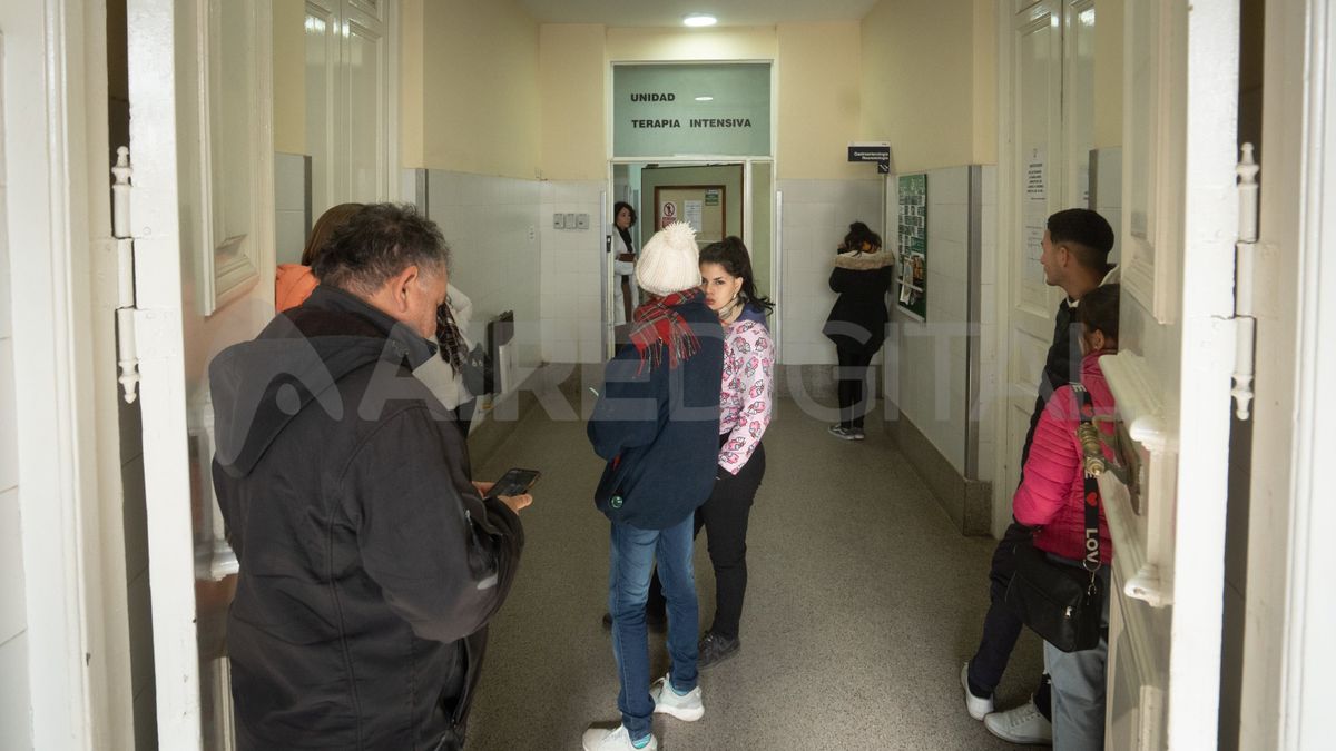 La mujer permanece internada en el Cullen.