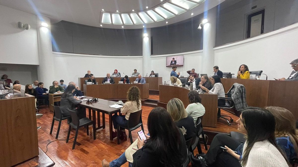 El Concejo Municipal de Santa Fe aprobó una serie de reformas para modernizar el sistema de estacionamiento en la ciudad (SEOM). 
