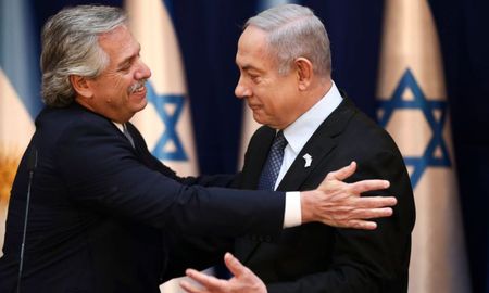 Argentina se colocó en frente de Israel en los bombardeos de mayo ante el grupo Hamas. Argentina se colocó en frente de Israel en los bombardeos de mayo ante el grupo Hamas.
