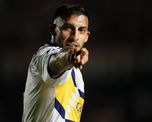Ramón Ábila será jugador del Club Atlético Colón. Su voluntad de salir de Boca Juniors favoreció que las negociaciones se volcaran a favor del Sabalero para que Julio César Falcioni tenga al delantero por el que tanto pidió. Ramón Ábila será jugador del Club Atlético Colón. Su voluntad de salir de Boca Juniors favoreció que las negociaciones se volcaran a favor del Sabalero para que Julio César Falcioni tenga al delantero por el que tanto pidió.
