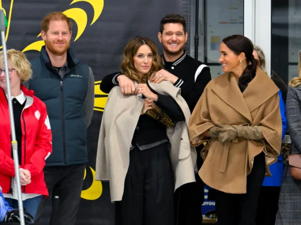 Meghan Markle y el Príncipe Harry se encontraron con Michael Bublé y Luisana Lopilato. Meghan Markle y el Príncipe Harry se encontraron con Michael Bublé y Luisana Lopilato.
