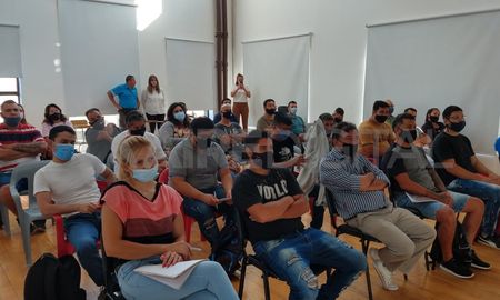 Comenzaron los cursos de capacitación para futuros taxistas y remiseros. Comenzaron los cursos de capacitación para futuros taxistas y remiseros.
