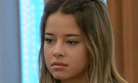 Zoe Bogach se hartó del aislamiento en Gran Hermano y tomó una decisión. Zoe Bogach se hartó del aislamiento en Gran Hermano y tomó una decisión.